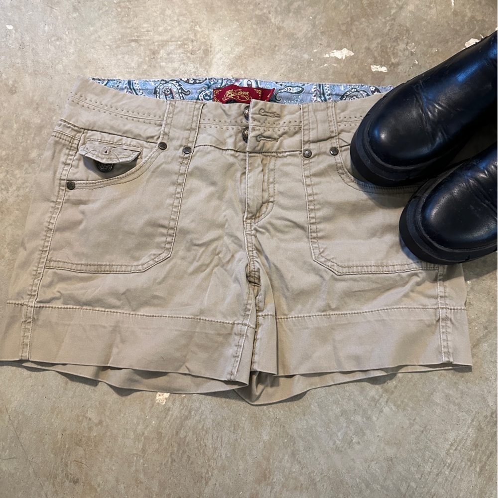 Khaki shorts